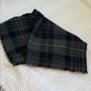 Blanket style infinity scarf